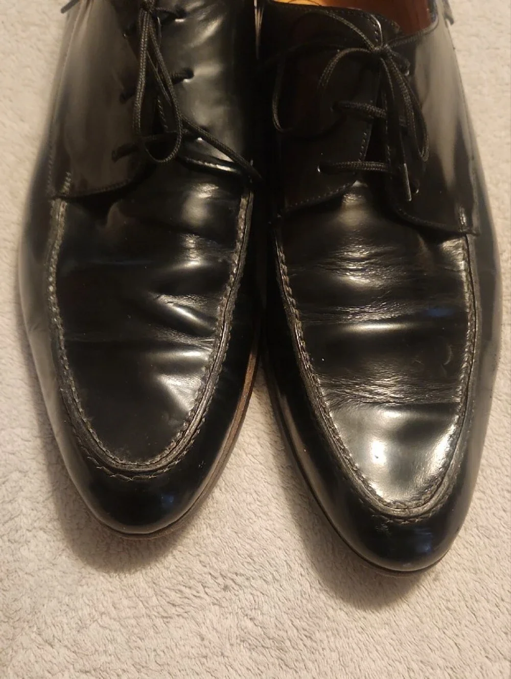 Gucci Black Leather Lace-Up Derbies with Stitched Apron - Picture 4 of 11